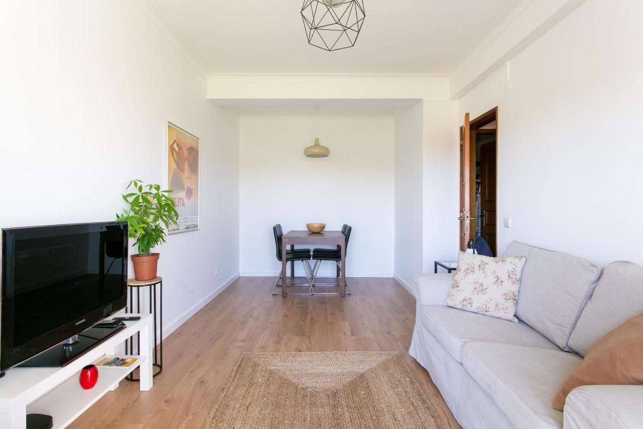Sossegado E Com Luz Setubal